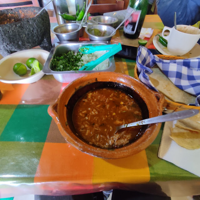 Plato Caldo de Birria