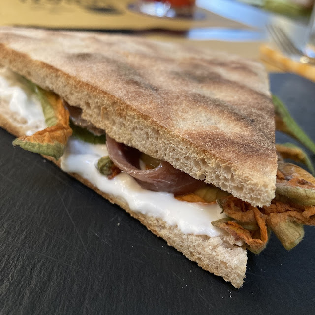 Fiori Di Zucca Alici E Stracciatella