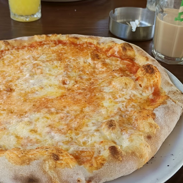 Margherita Pizza