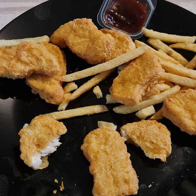 Chicken Nuggets Menü