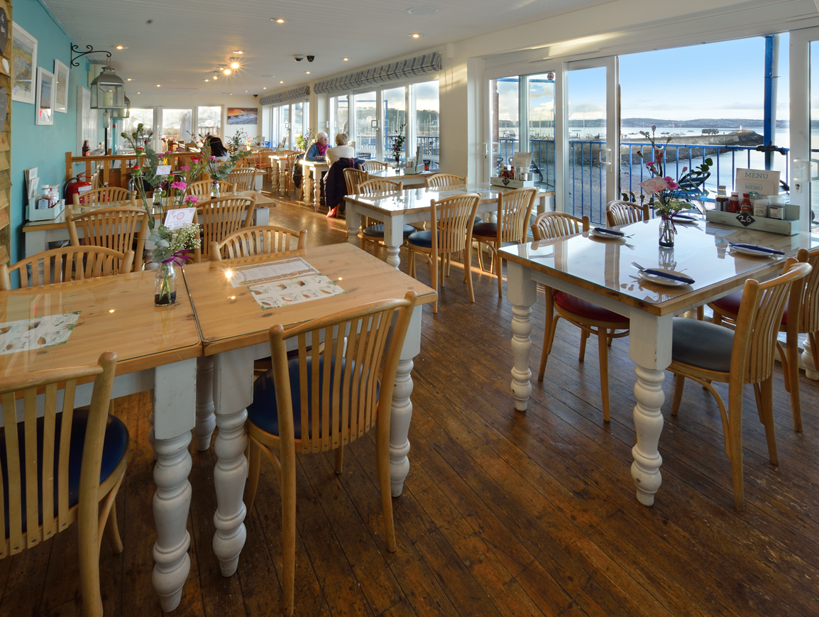Breakwater Coffee Shop & Bistro
