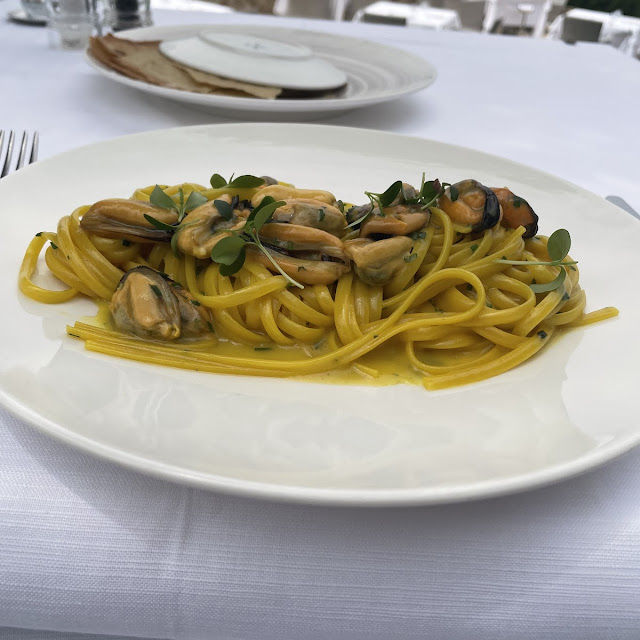 Safron Spaghetti with Mussles