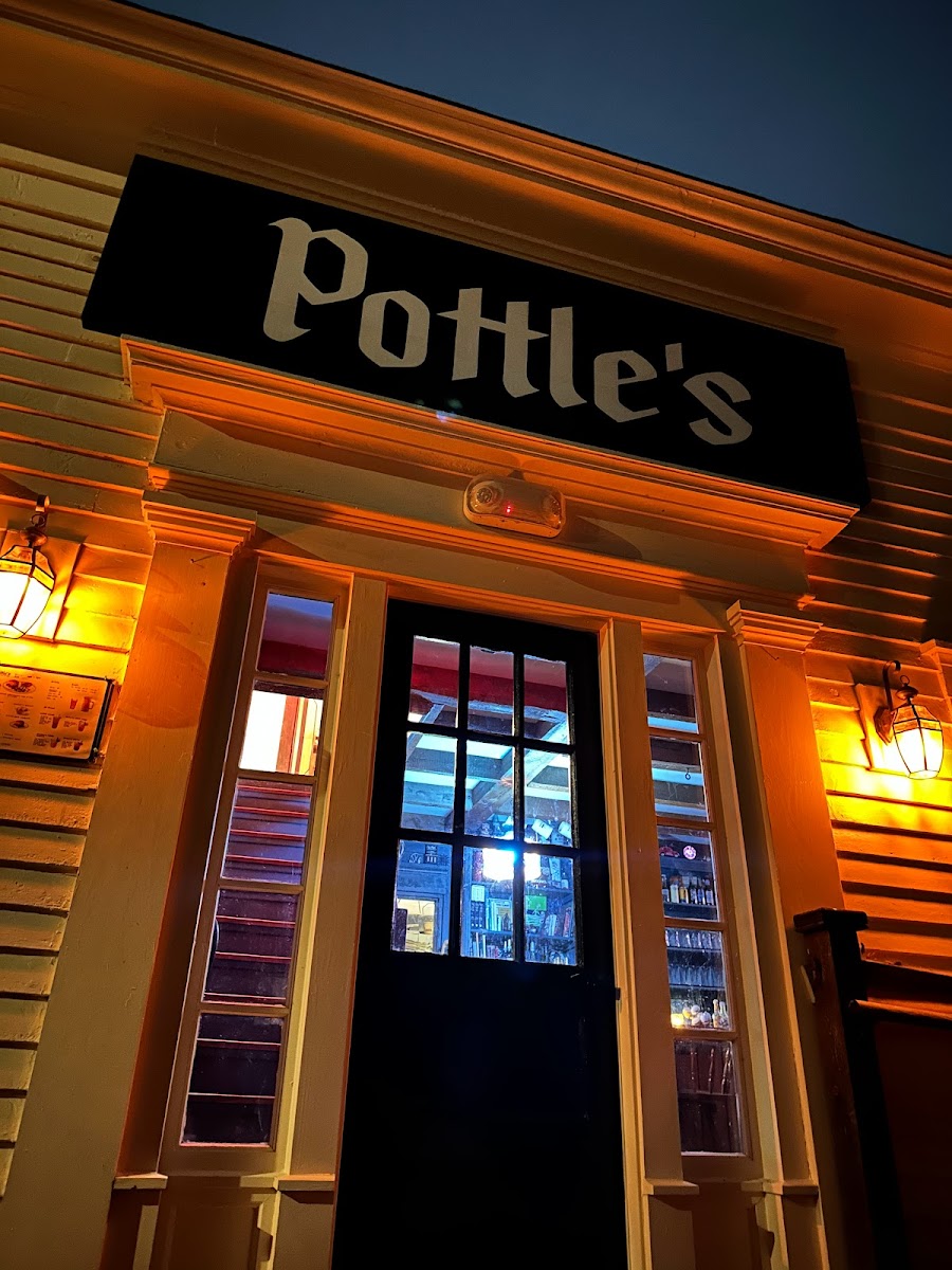 Pottle’s restaurant & Pub