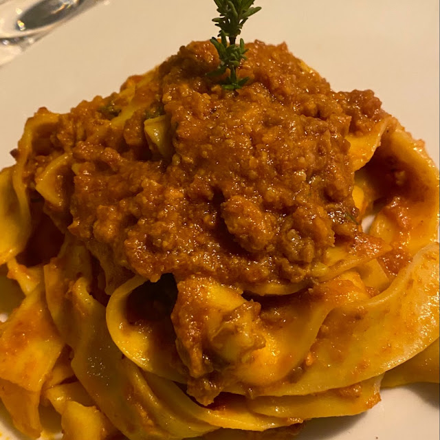 Pappardelle Al Ragù Di Cinta Senese