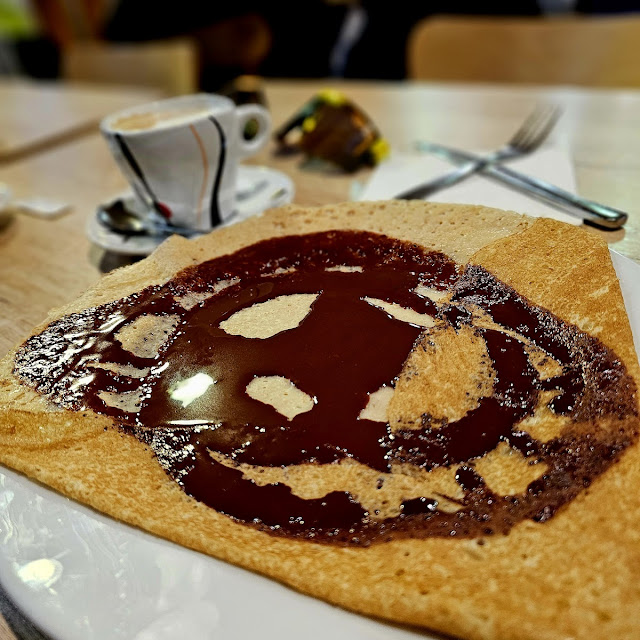 Crep de Chocolate Fondue
