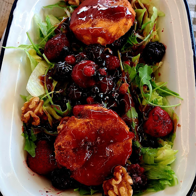 Ensalada Con Frutos Rojos