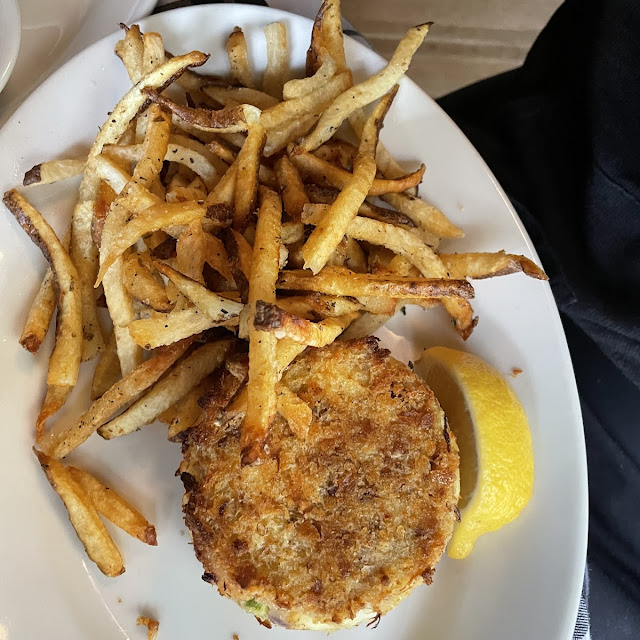 Jumbo Lump Crab Cake with Fries & Slaw