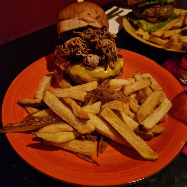 The B B B Bufalo Hamburger