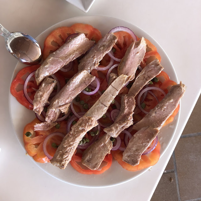 Ensalada De Ventresca Con Tomate