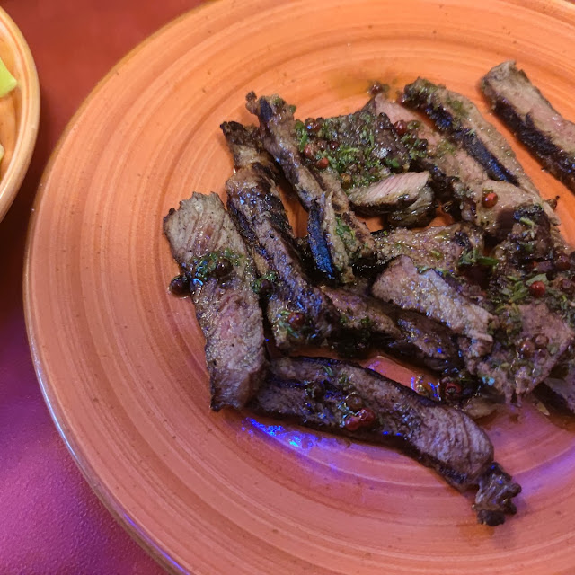 Tagliata Di Manzo Al Pepe Verde E Rosmarino