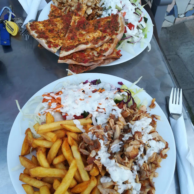 Döner Teller Und Anatolien Menü