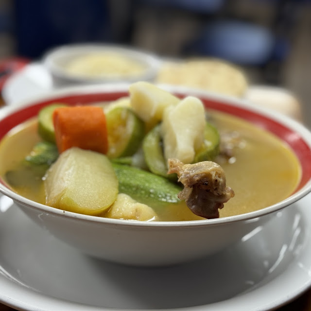 Caldo de Res