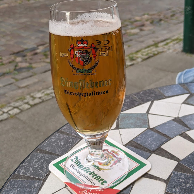 Bier Aus Thüringen Brauerei Steht Auf Dem Glas Alkoholfrei