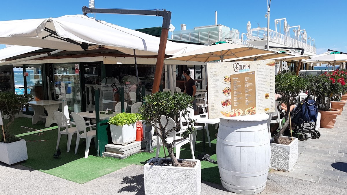 Golden Beach Bar