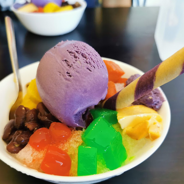 Halo-Halo