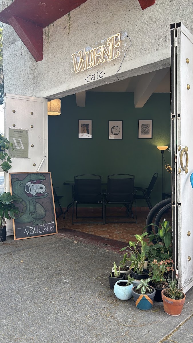 Valiente Café