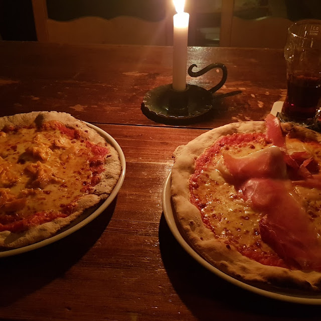 Pizza Parma Und Pizza Tonno