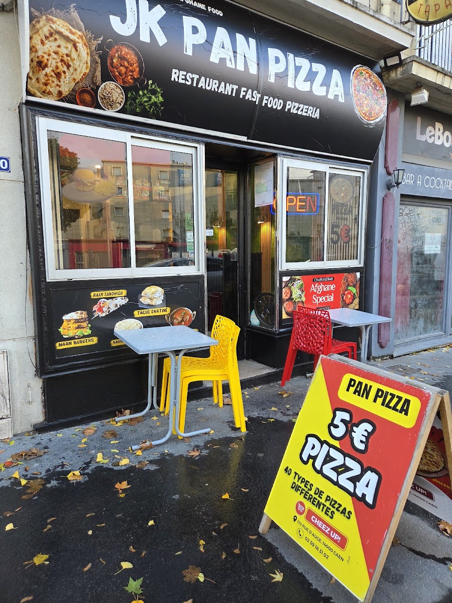 CHEEZ UP 'PAN PIZZA'