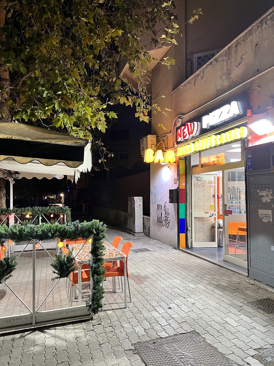 NEW pizza Bar