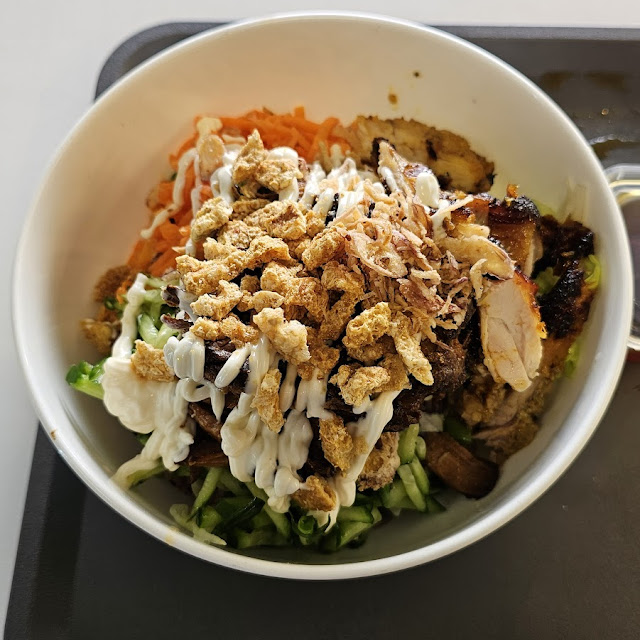 Rice Bowl with Grilled Chicken and Pulled Pork