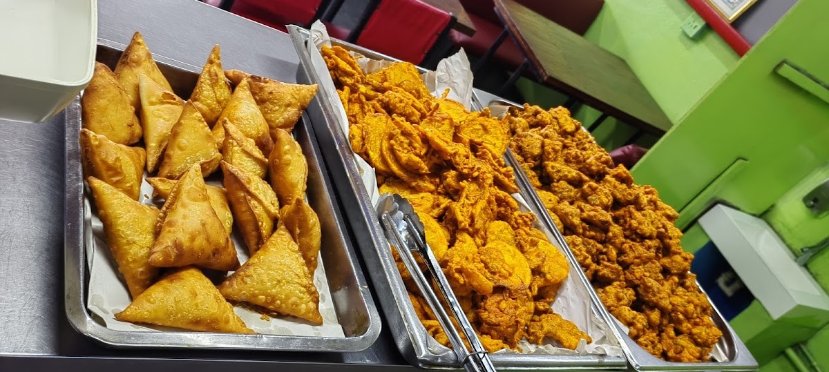 Lala's Resturant And Take Aways