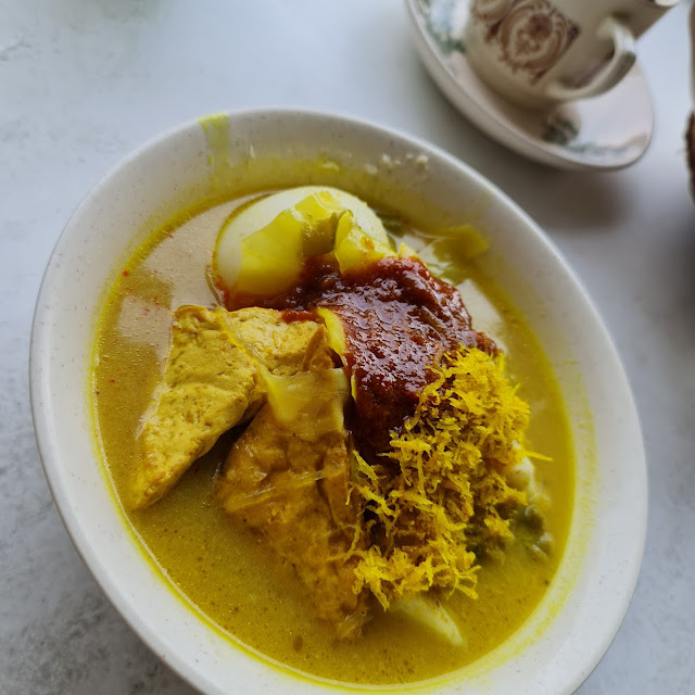 Lontong