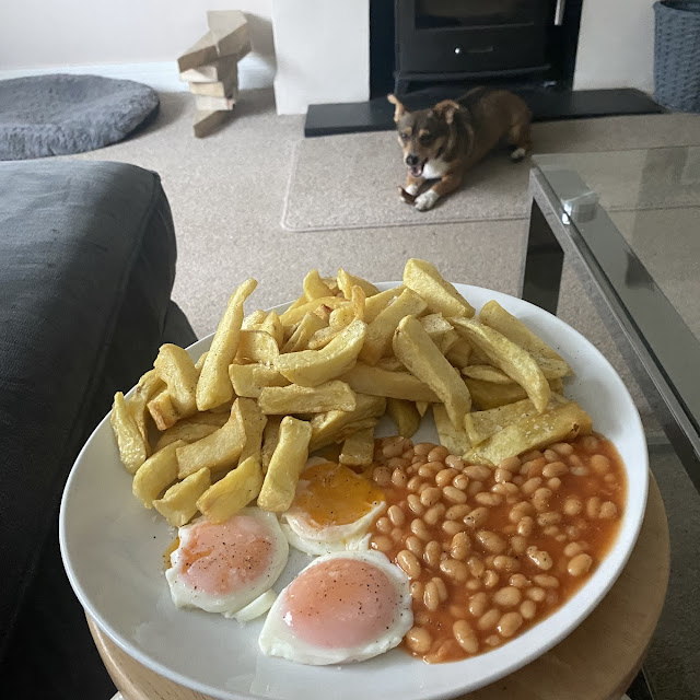 Sausage Chips & Drink