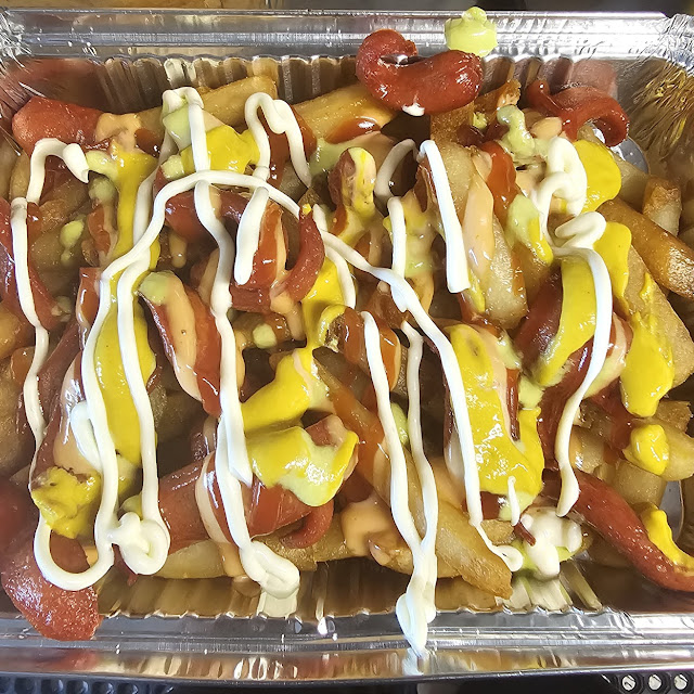 Salchipapas