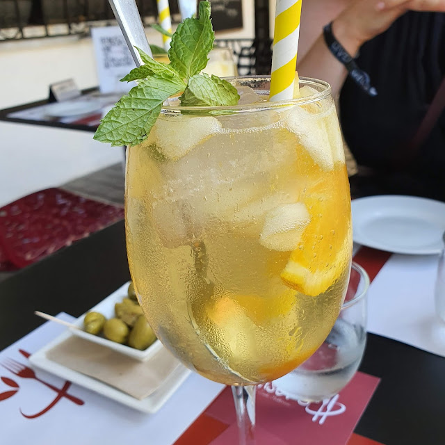 Weißer Sangria