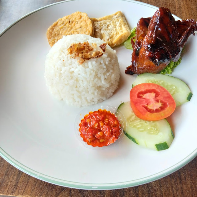 Nasi Ayam Bakar