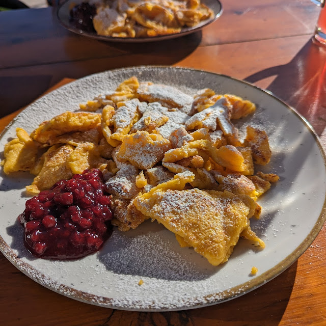 Kaiserschmarrn Mit Preiselbeeren