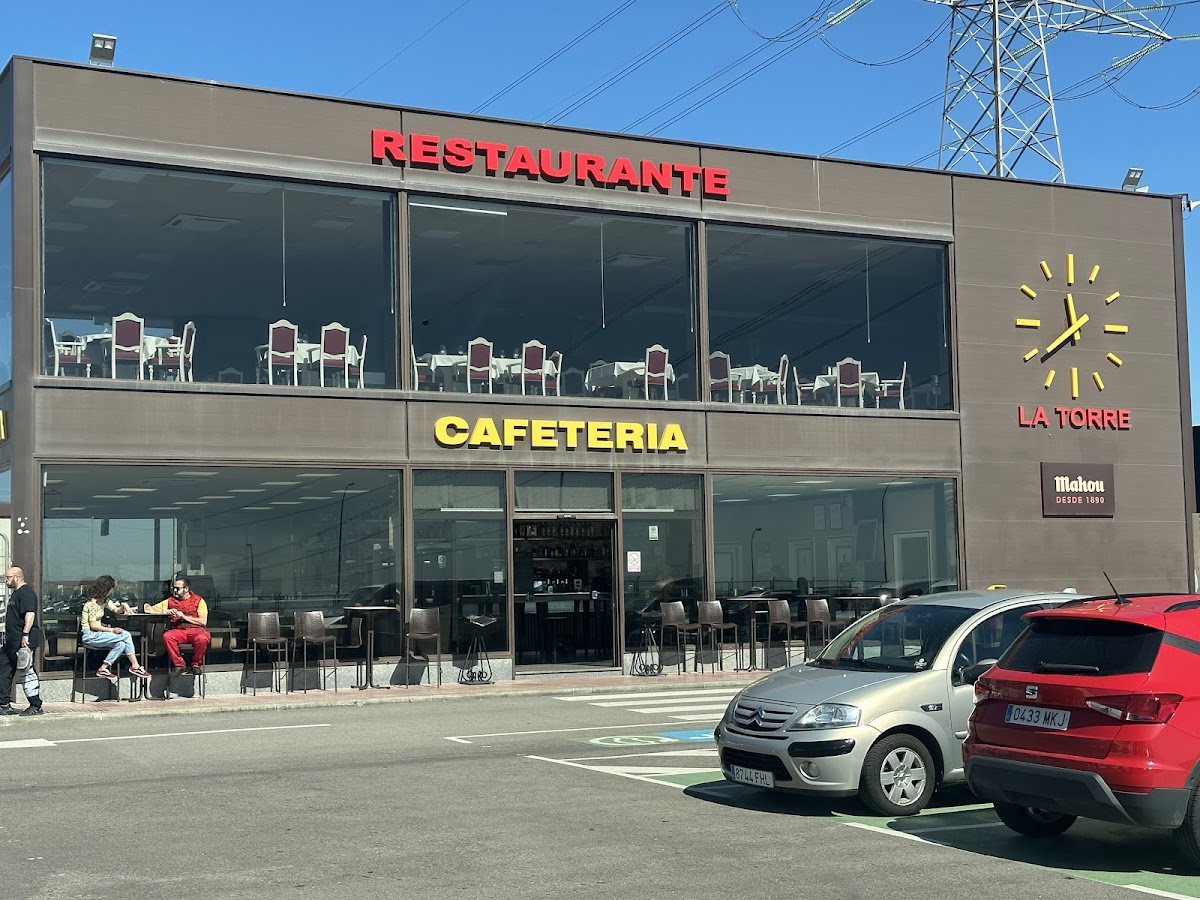 Restaurante Desguaces la Torre (La Torre Hostelería)...cafeteria