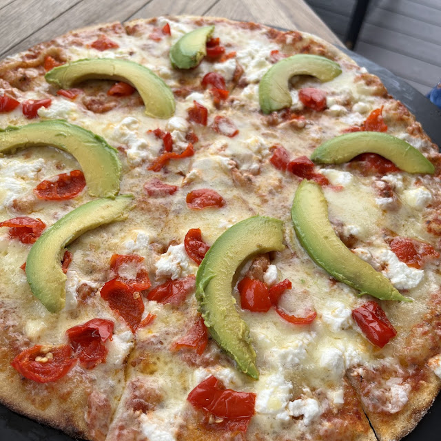 Avocado Pizza