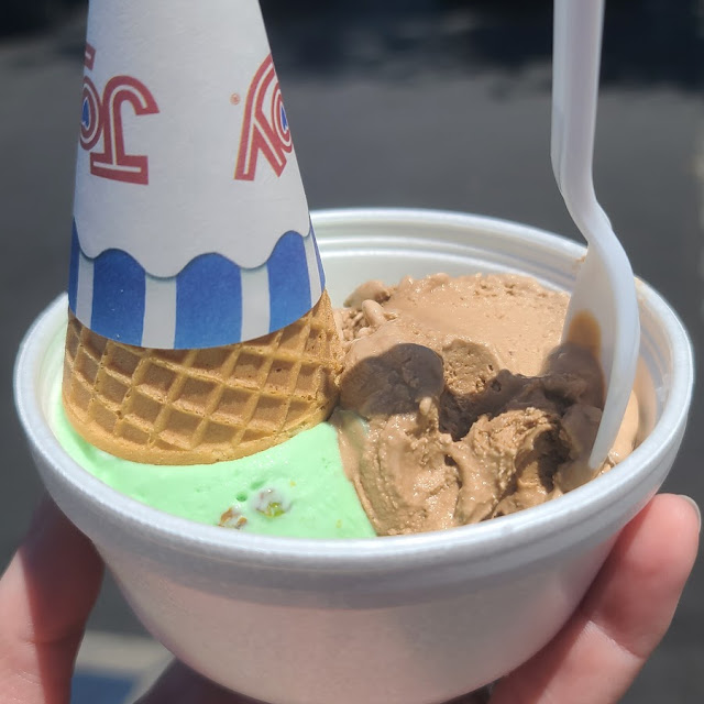Chico Mint and Pascacio Ice Cream Cone