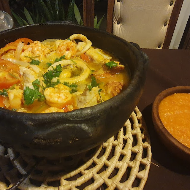 Moqueca de Lagosta Camarão E Peixe Branco