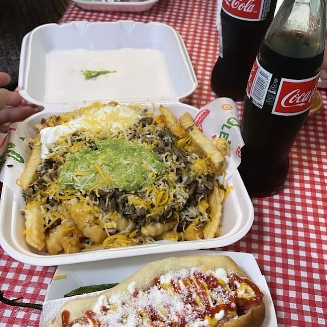 Carne Asada Fríes Y Hot Dog Estilo Sonora