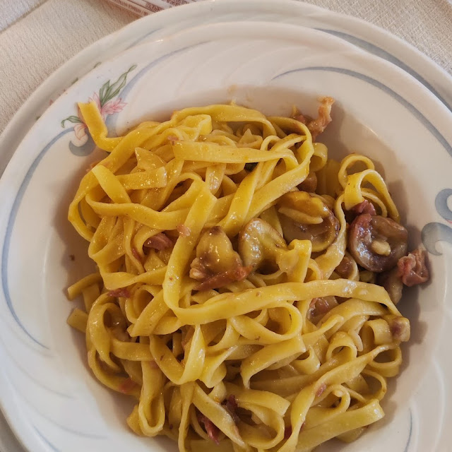 Tagliatelle Con Speck E Castagne