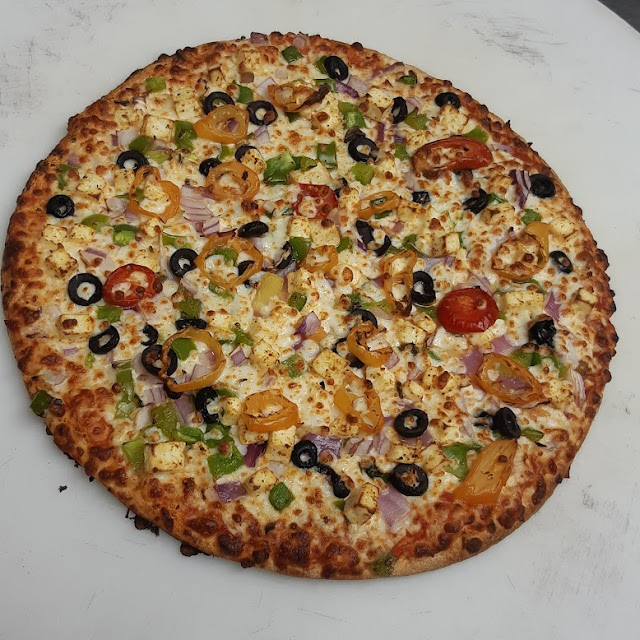 Mogga's Special Pizza