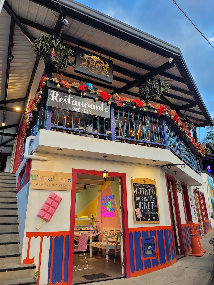 La Martina, Restaurante - Cafe y Bar