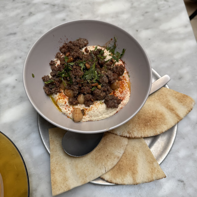 Hummus with Ground Beef