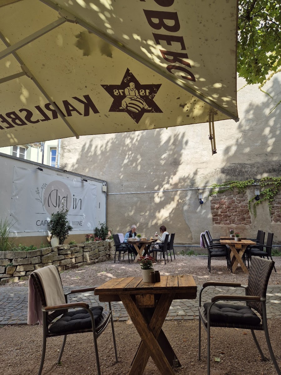 Art in Café