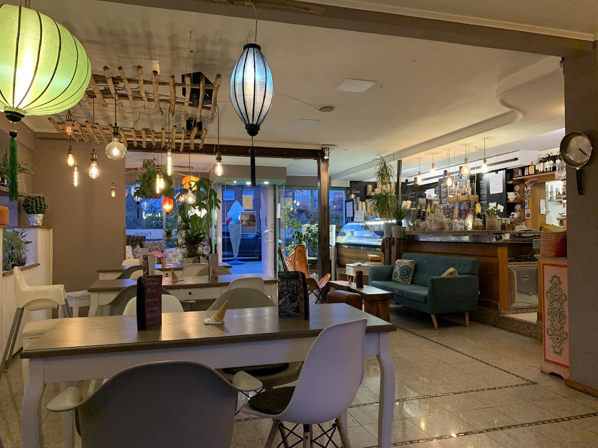 Ottersberger Eismanufaktur Vanille & Pfeffer Eis Café Bistro