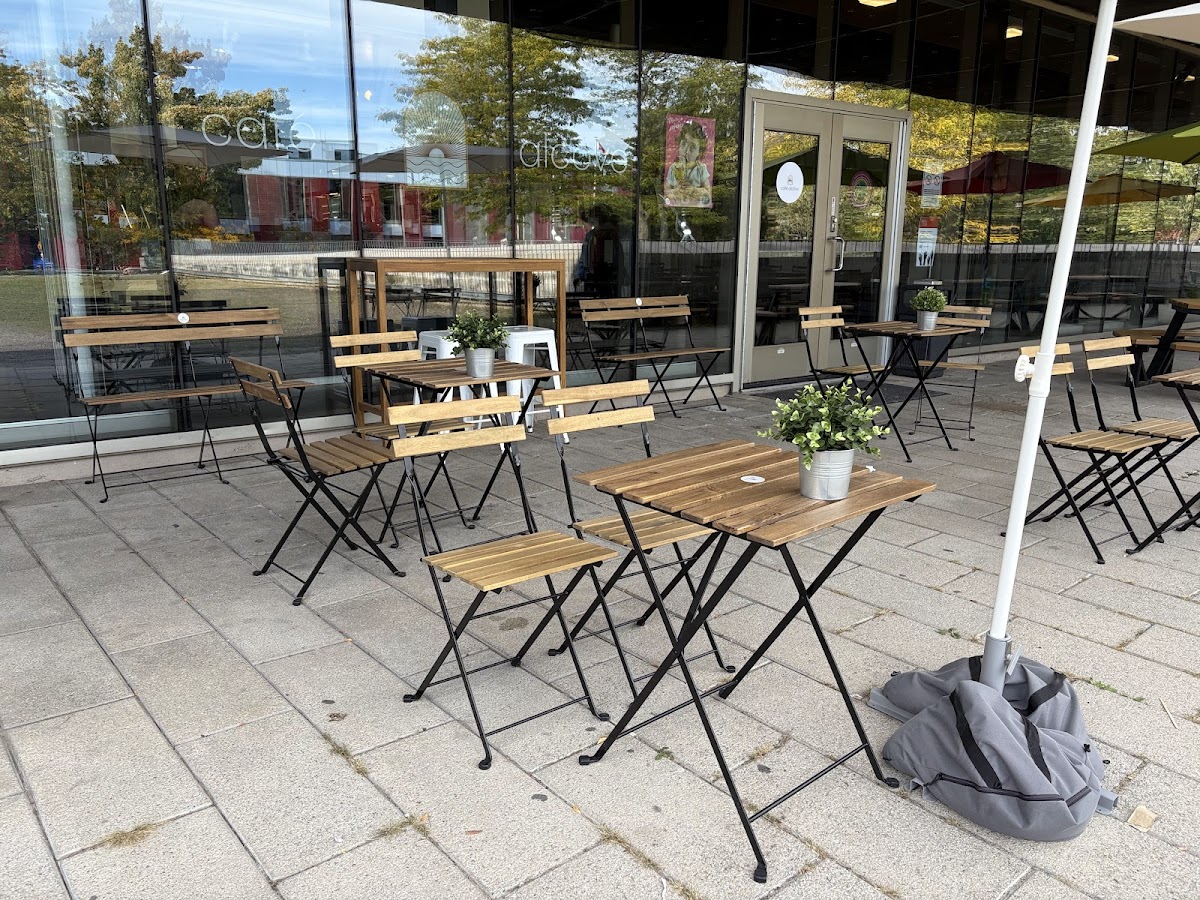 Cafe Alcove