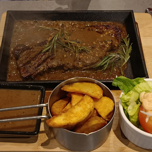 Steak Salad