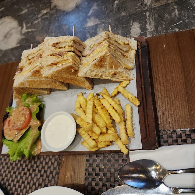 Clubhouse Sandwich