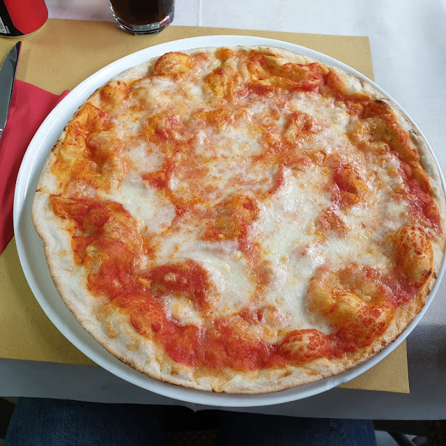 Pizza Margherita