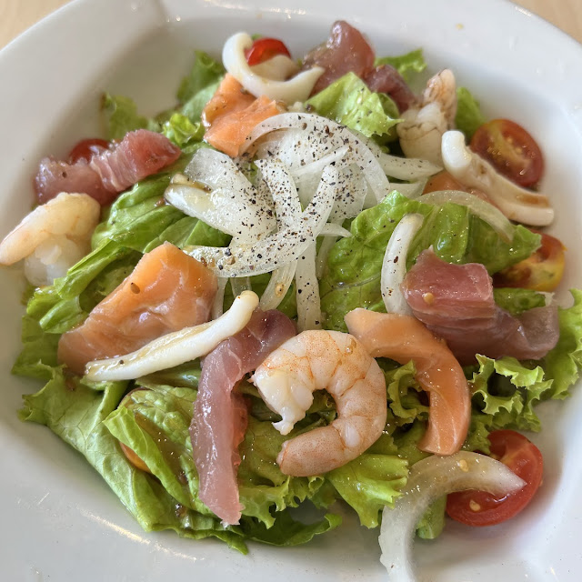 Seafood Sashimi Salad