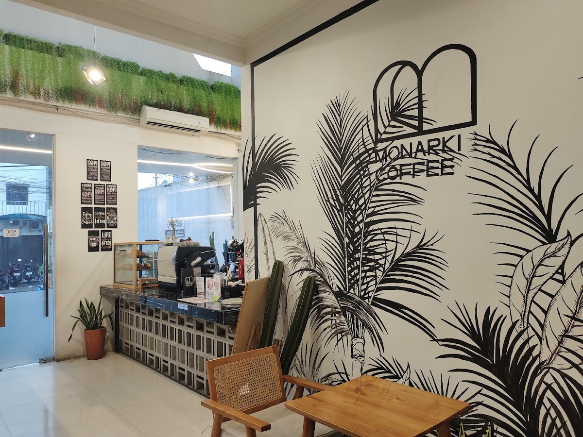 Monarki Coffee Rawamangun