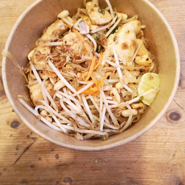 Chicken Pad Thai