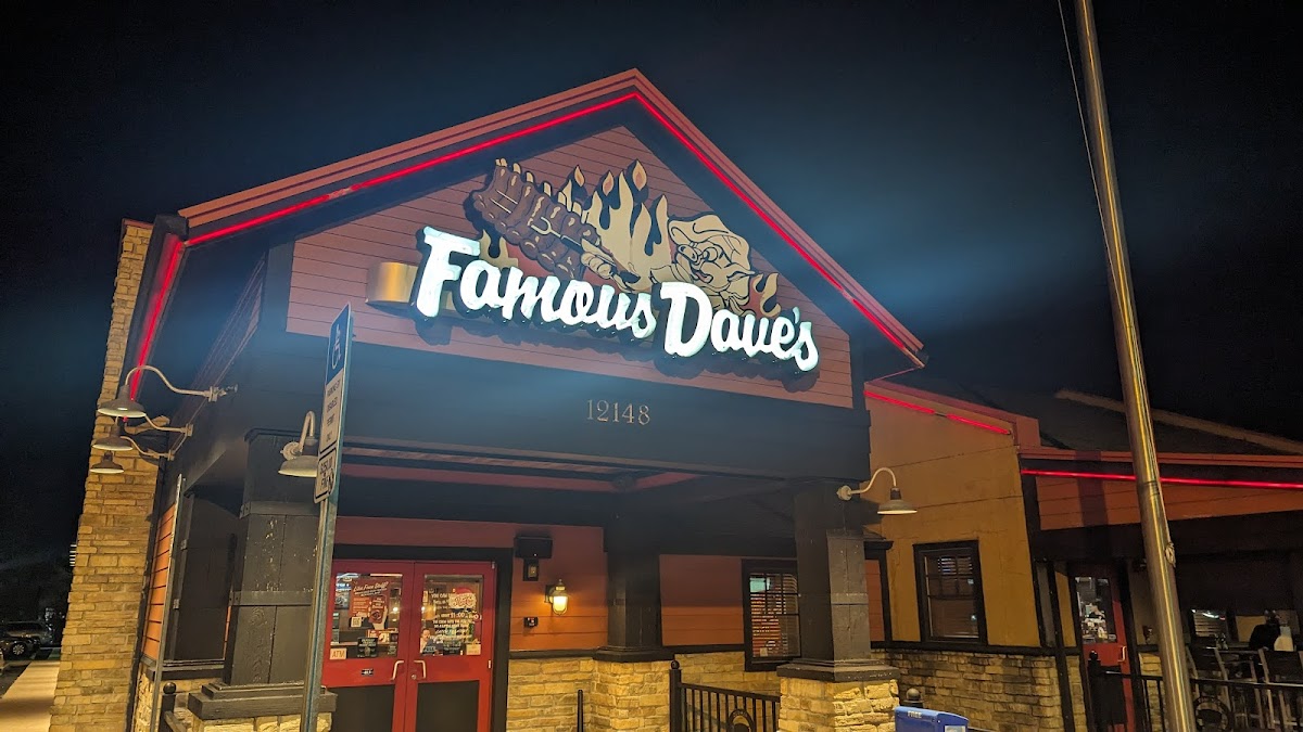 Famous Dave's Bar-B-Que